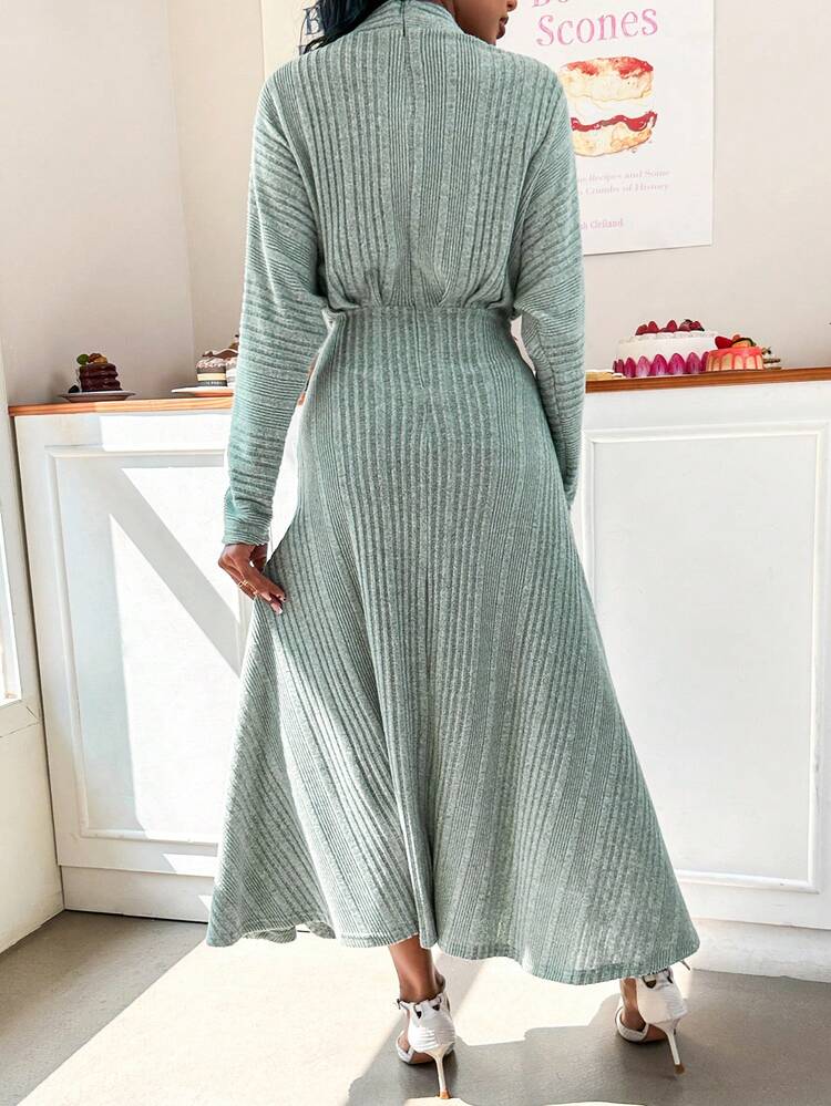 Batwing Sleeve Ruched Dress