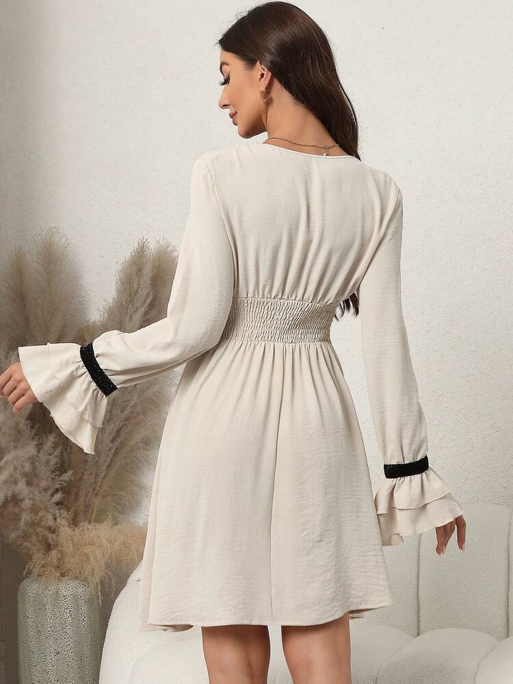 Ruffle Hem Contrast Trimmed Flounce Sleeve Dress