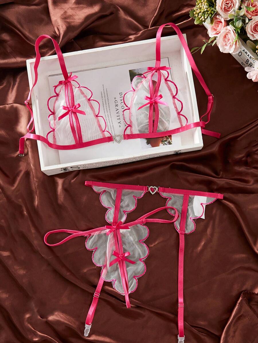 Pure Desire 女式粉紅蕾絲蝴蝶結細肩帶內衣套裝(無鋼圈胸罩、丁字褲、吊襪帶),3 件/套 - 玫紅色 - 查看 1