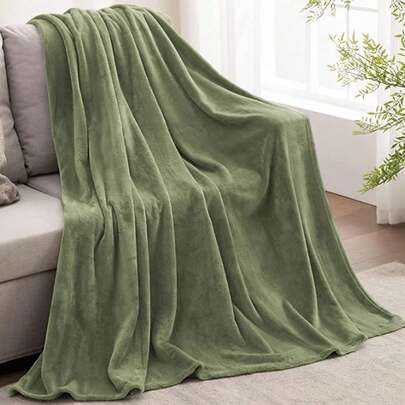 1pc Plain Color Blanket, Green Simple Throw Blanket, Soft Sleeping Blanket For Household