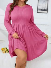 SHEIN Clasi 大尺碼女用荷葉邊下擺絞花針織連身裙 - 玫紅色 - 查看 5