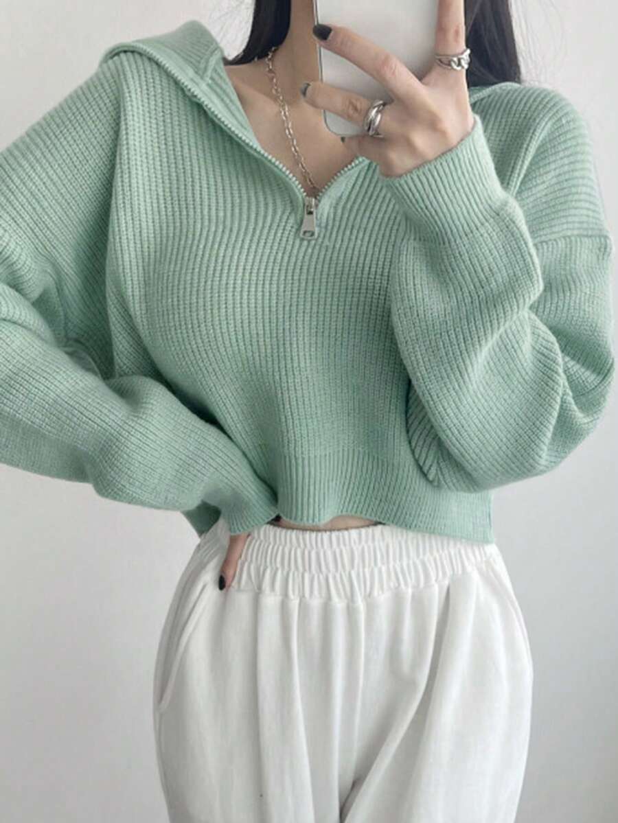 DAZY Ladies' Solid Color Short Hooded Zippered Sweater - Green - View 1