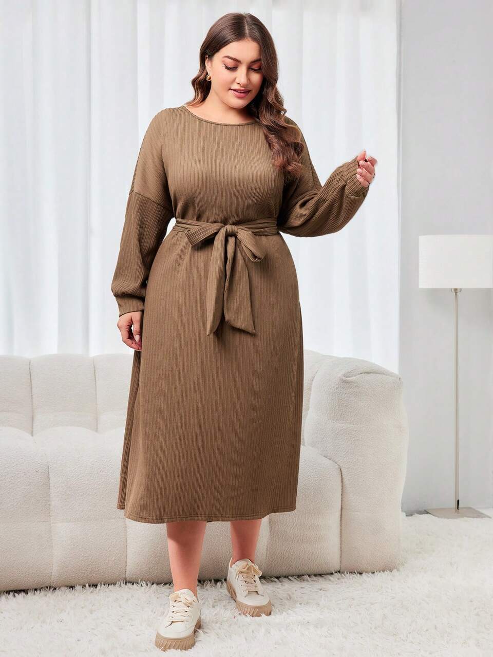 Women's Elegant Plus Size Brown Belted Round Neck Dress
