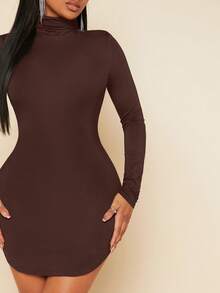SHEIN SXY 純色高領修身連身裙 - 咖啡棕 - 查看 4