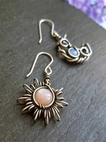 ROMWE Hippie 1pair Asymmetric Sun & Moon Design Earrings - Antique Silver - View 5