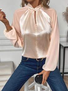 SHEIN Clasi 拉干袖圓領鑽石領長袖t恤 - 杏色 - 查看 5