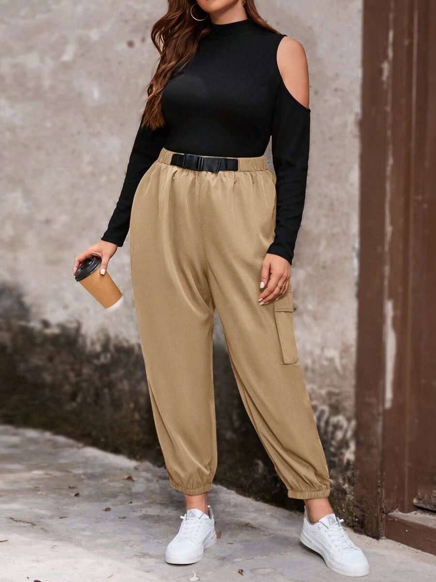 SHEIN LUNE Kích thước lớn Vai cutout Áo thun Và Quần Bộ - Nhiều màu - Xem 1