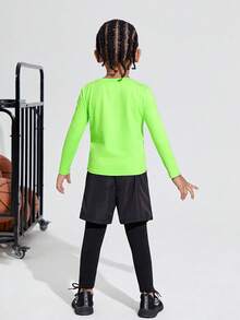 SHEIN 男孩圓領t恤和長褲運動套裝 - 彩色 - 查看 3