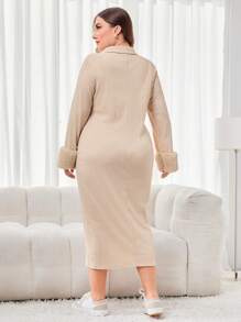 Mulvari 優雅毛絨袖口 V 領連身裙 - 杏色 - 查看 2