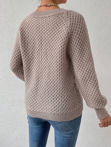 SHEIN Essnce 時尚休閒v領毛衣,配有瑞格蘭套袖 - 卡其色 - 查看 3