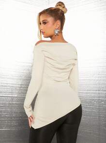 SHEIN SXY 情人節性感俱樂部穿著3d紅玫瑰花派對優雅針織不對稱下擺女t恤 - 杏色 - 查看 2