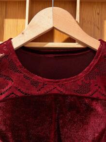 SHEIN 年轻女孩长袖不对称天鹅绒蕾丝拼布连衣裙 - 酒紅色 - 查看 5