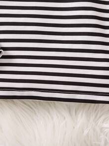 SHEIN 小女孩條紋心形圖案長袖t恤 - 黑與白 - 查看 3