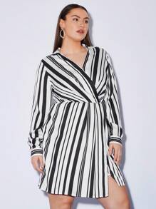 BizChic Women's Plus Size V-collar Striped Dress - Black and White - View 3