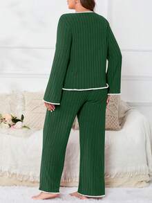 Ultra-soft Texture Plus-size Pajamas Set - Dark Green - View 3