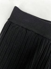 SHEIN Unity Conjunto de jersey asimétrico de cuello en V negro y pantalones de punto - Negro - Ver 7