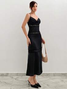 SHEIN Privé 女士花邊拼接吊帶連衣裙 - 黑色 - 查看 4