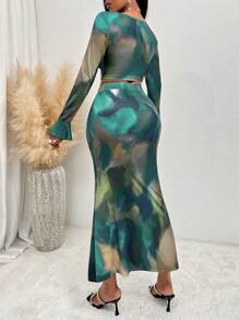 SHEIN Slayr 紮染方領荷葉袖短款上衣&高衩魚尾短裙