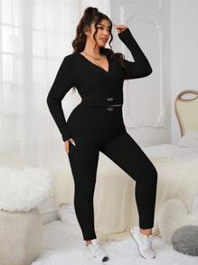 SHEIN EZwear Women's Plus Size Patched Detail Top And Leggings Set - Black - View 1
