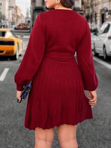 Calvaya Vestido De Suéter De Talla Grande Con Cuello En V Rojo Y Dobladillo Con Volantes - Burdeos - Ver 2