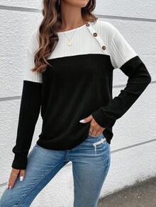 EMERY ROSE Color-block Button Decor T-shirt - Black and White - View 4