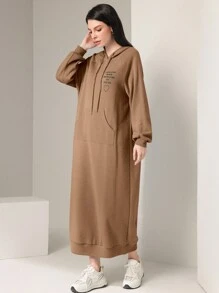 Mulvari Của phụ nữ In thư Váy Hoodie Với Túi kangaroo Và Dây rút - Màu Khaki - Xem 5