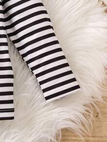 SHEIN 小女孩條紋心形圖案長袖t恤 - 黑與白 - 查看 6