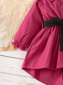 SHEIN Em bé Cô gái Ruffle Cạnh Trang trí Nút xuống Bộ áo sơ mi và quần - Màu Đỏ Sâu - Xem 4