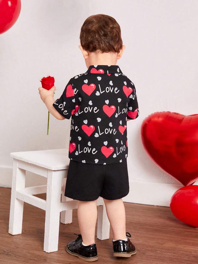 Baby Boys' Gentleman Style Heart Pattern Bow Tie Short Sleeve Shirt And Shorts Set