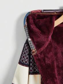 EMERY ROSE Áo khoác giữ nhiệt có mũ trùm đầu có in hình chắp vá cỡ lớn, mùa thu/đông - Màu Đỏ Sâu - Xem 5