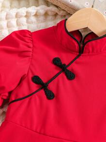 SHEIN Vestido Qipao De Estilo Chino Para Niñas, Vestido De Princesa De Estilo Chino Tradicional Para Niños, De Verano - Rojo - Ver 6