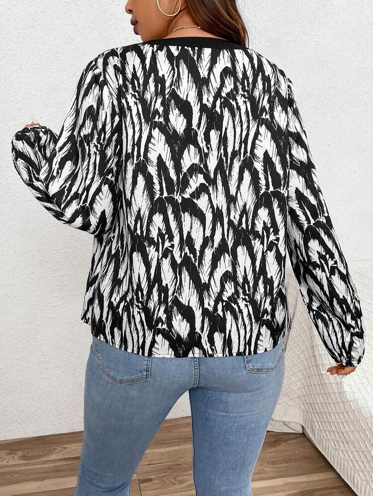 Plus Size Contrast Edging Printed Shirt