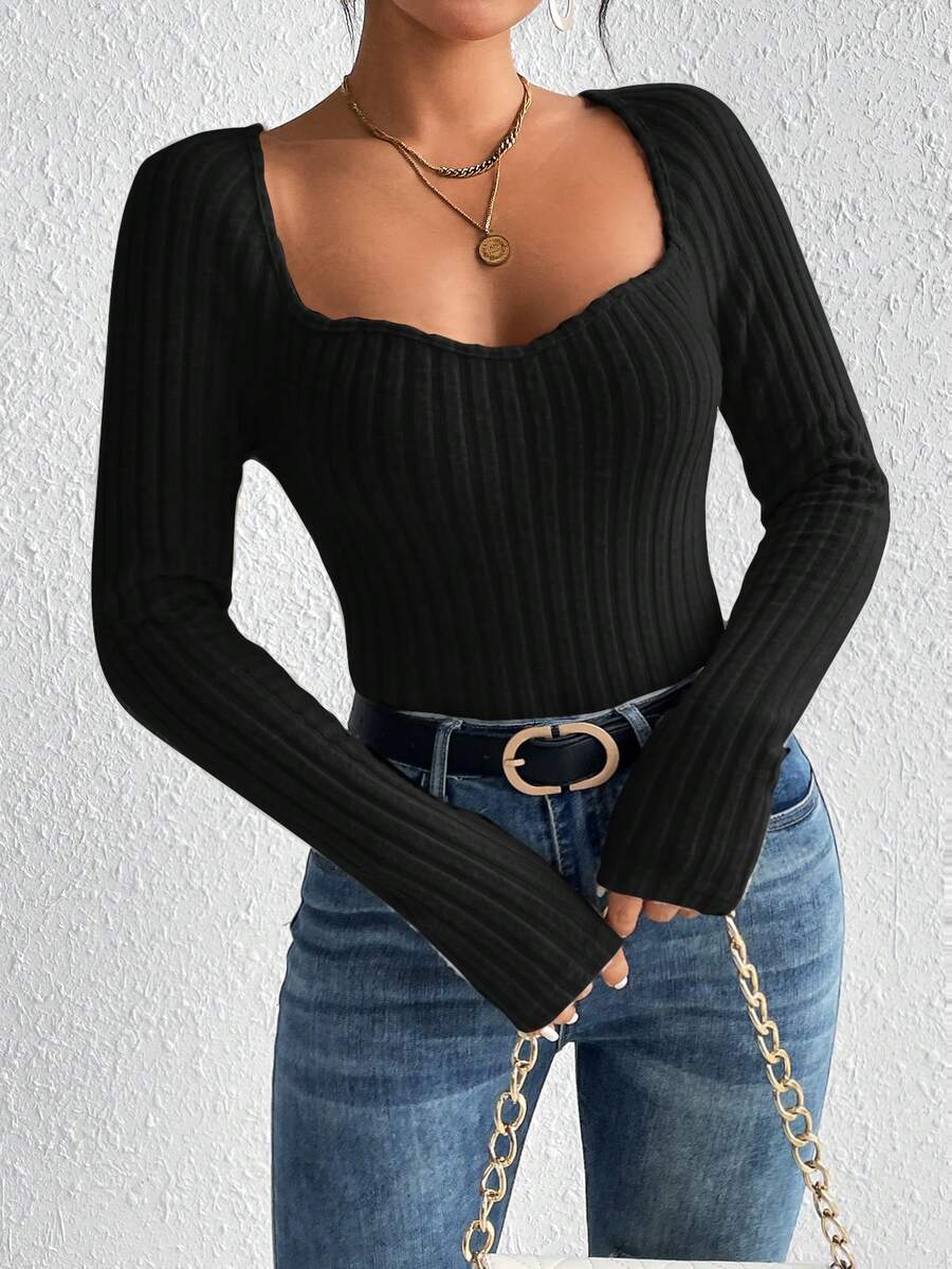 SHEIN Frenchy 黑色細條紋愛心領t恤 - 黑色 - 查看 1