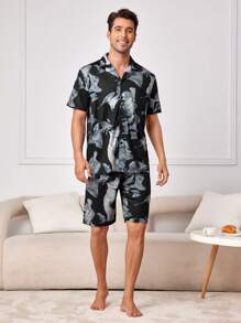 Men's Printed Patch Pocket Pajama Set - Black - View 1