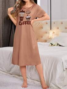 Vestido de pijama con estampado de café y bocadillo de dibujos animados para mujer