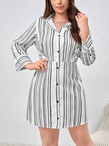 SHEIN Privé Gestreiftes Damen Kleid Große Größen Mit Kragen Und Knopfleiste Vorne - Schwarz und Weiss - Übersicht 6