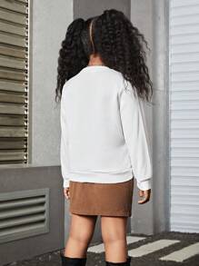 SHEIN 女孩(大童)絨毛愛心刺繡連帽衫和裙子套裝 - 彩色 - 查看 2