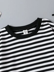 SHEIN Cậu bé Tween Sọc Vòng cổ Áo nỉ - Đen và trắng - Xem 6