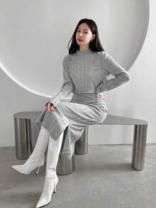 SHEINNeu 純色半高領t恤和裙子套裝 - 黑色 - 查看 4