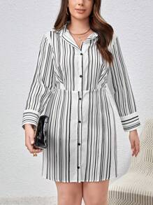 SHEIN Privé Gestreiftes Damen Kleid Große Größen Mit Kragen Und Knopfleiste Vorne - Schwarz und Weiss - Übersicht 3