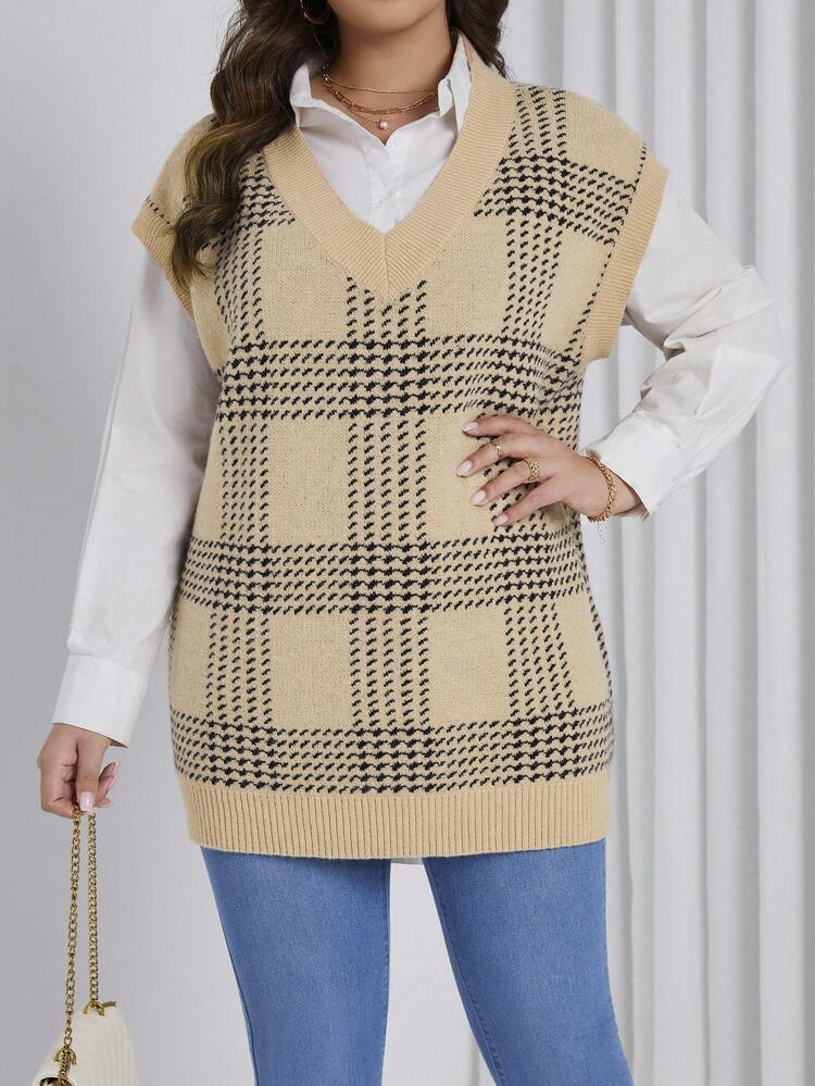 Women's Plus Size V-neck Knitted Sweater Vest With Plaid Pattern