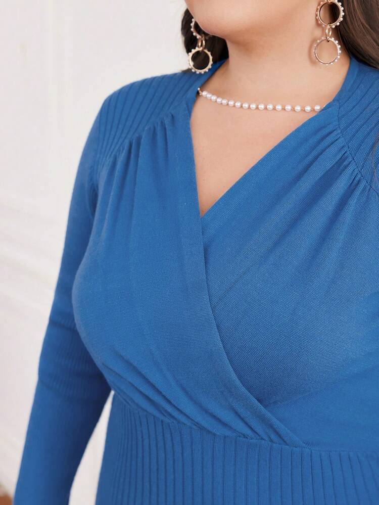 Women's Plus Size V Neck Pleated Waist Sweater Dress Without Belt