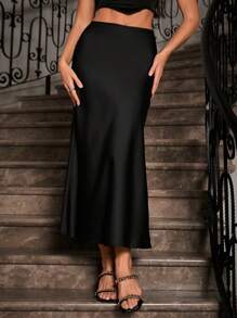 Glamine 女士缎面半身裙，百搭鱼尾裙，适合日常穿着，黑色半身裙 - 黑色 - 查看 3