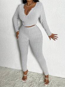 Slaydiva Plus Notched Neck Crop Tee & Leggings - Light Grey - View 1