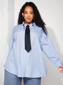 SHEIN CURVE+ 大尺碼女條紋襯衫 - 藍色 - 查看 4