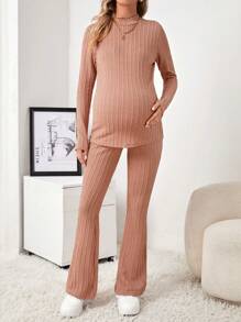 SHEIN Conjunto De Dos Piezas Para Embarazadas De Camiseta De Cuello Medio-alto Y Pantalones Acampanados De Cintura Ajustable En Color Sólido - Rosa - Ver 3