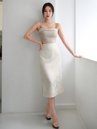 EastFlair 中式提花中長款女裙,配有開岔和扣飾