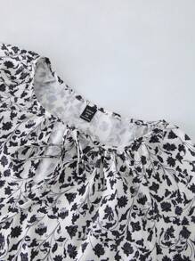 SHEIN LUNE 女式加大碼綁帶領口花卉印花上衣 - 黑與白 - 查看 6