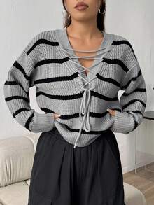 SHEIN Unity Của phụ nữ Sọc Thả vai Áo len Với Chi tiết cà vạt - Xám - Xem 3