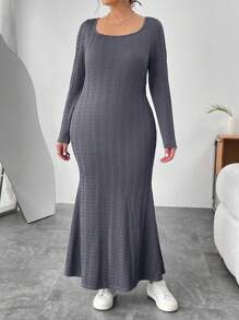 SHEIN Essnce Plus Size Solid Color Scoop Neck Mermaid Hem Dress - Dark Grey - View 3